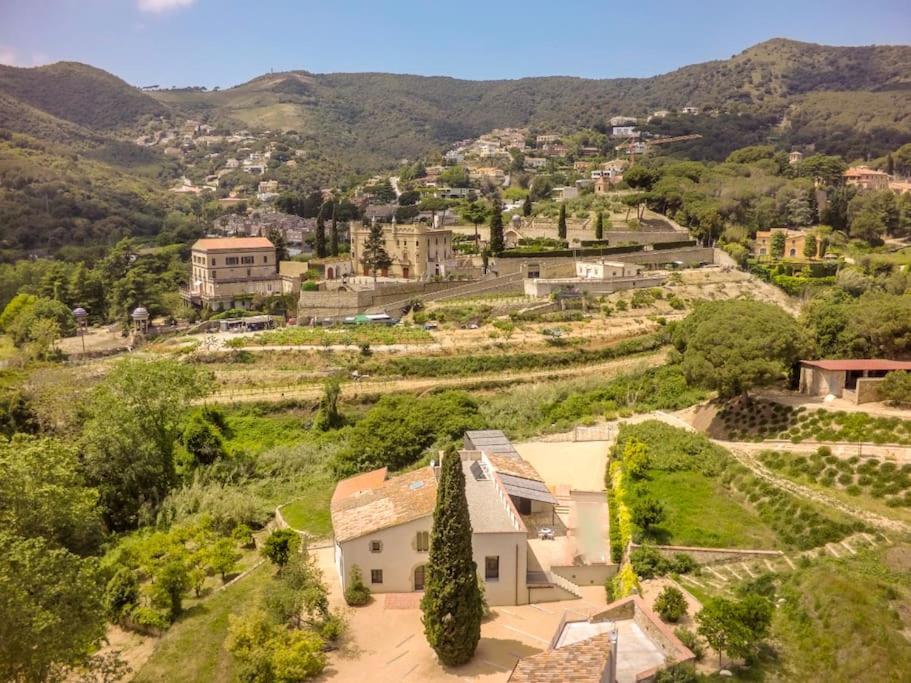 Designer Home With Pool Near Beach And Village Alella Bagian luar foto
