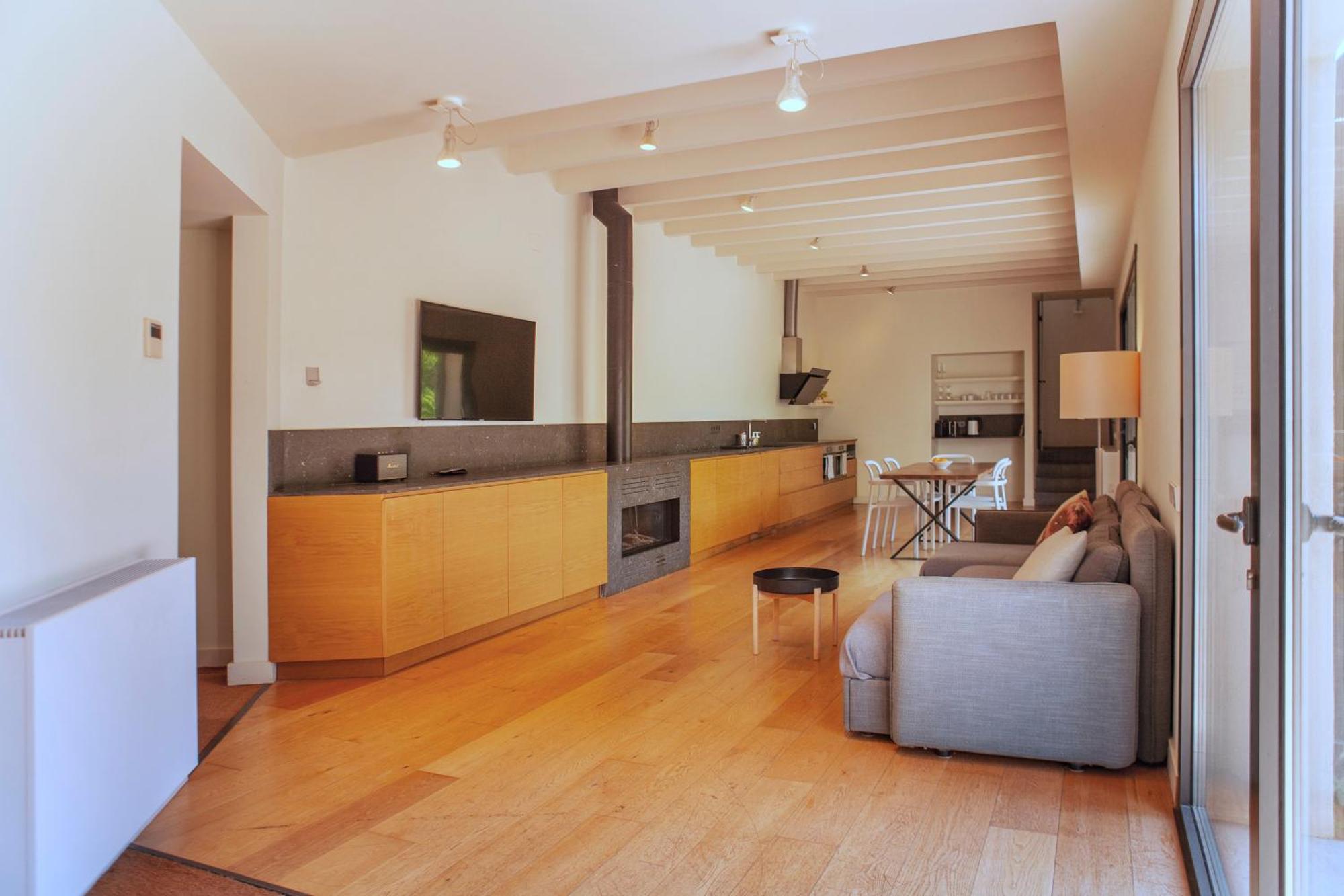 Designer Home With Pool Near Beach And Village Alella Bagian luar foto